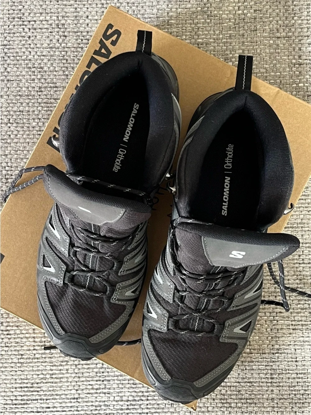Salomon Men's Black and Gray X Ultra Mid Hiking Boot